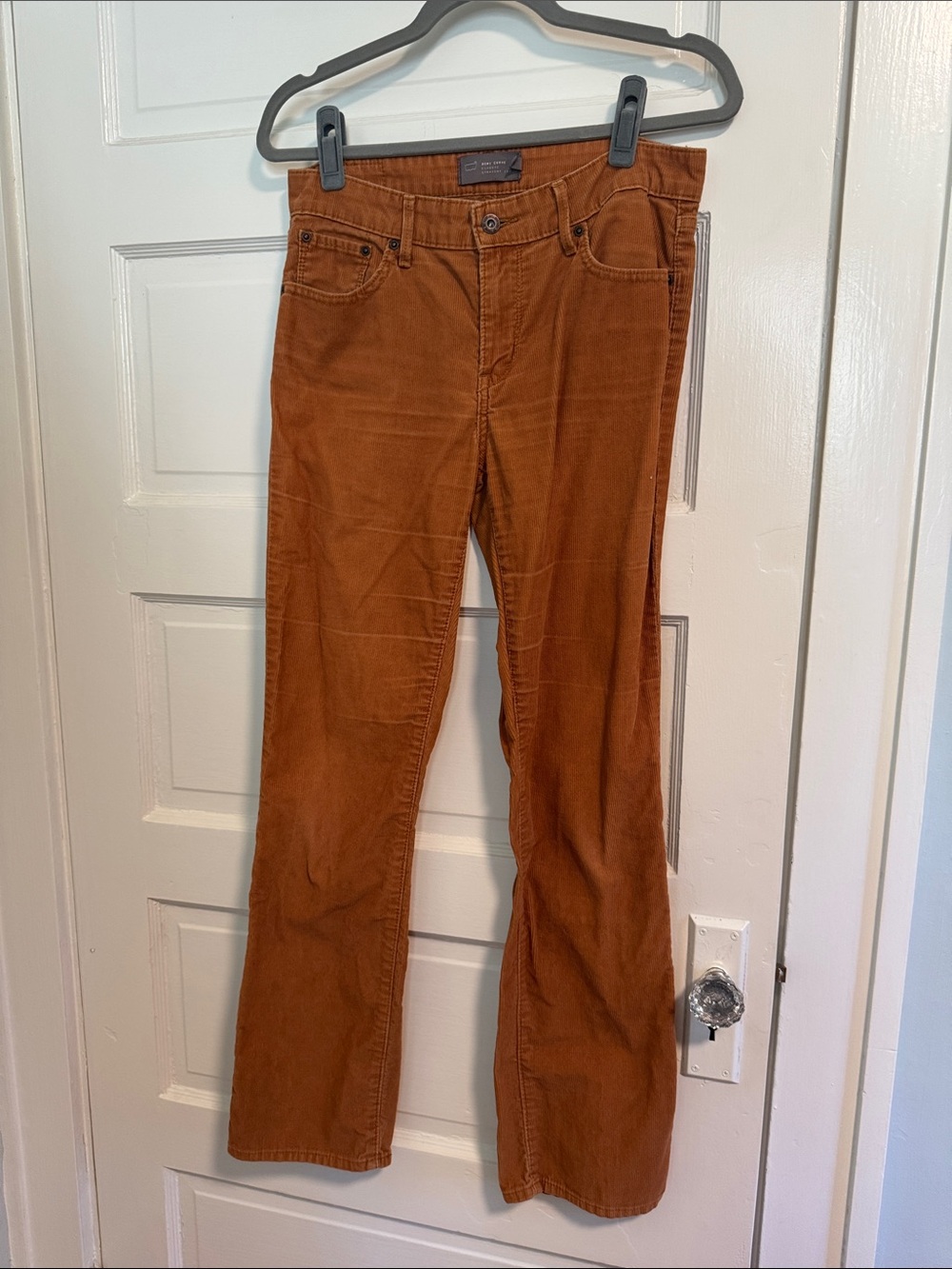 Levi's Women's Corduroy Flare Jeans in Rust